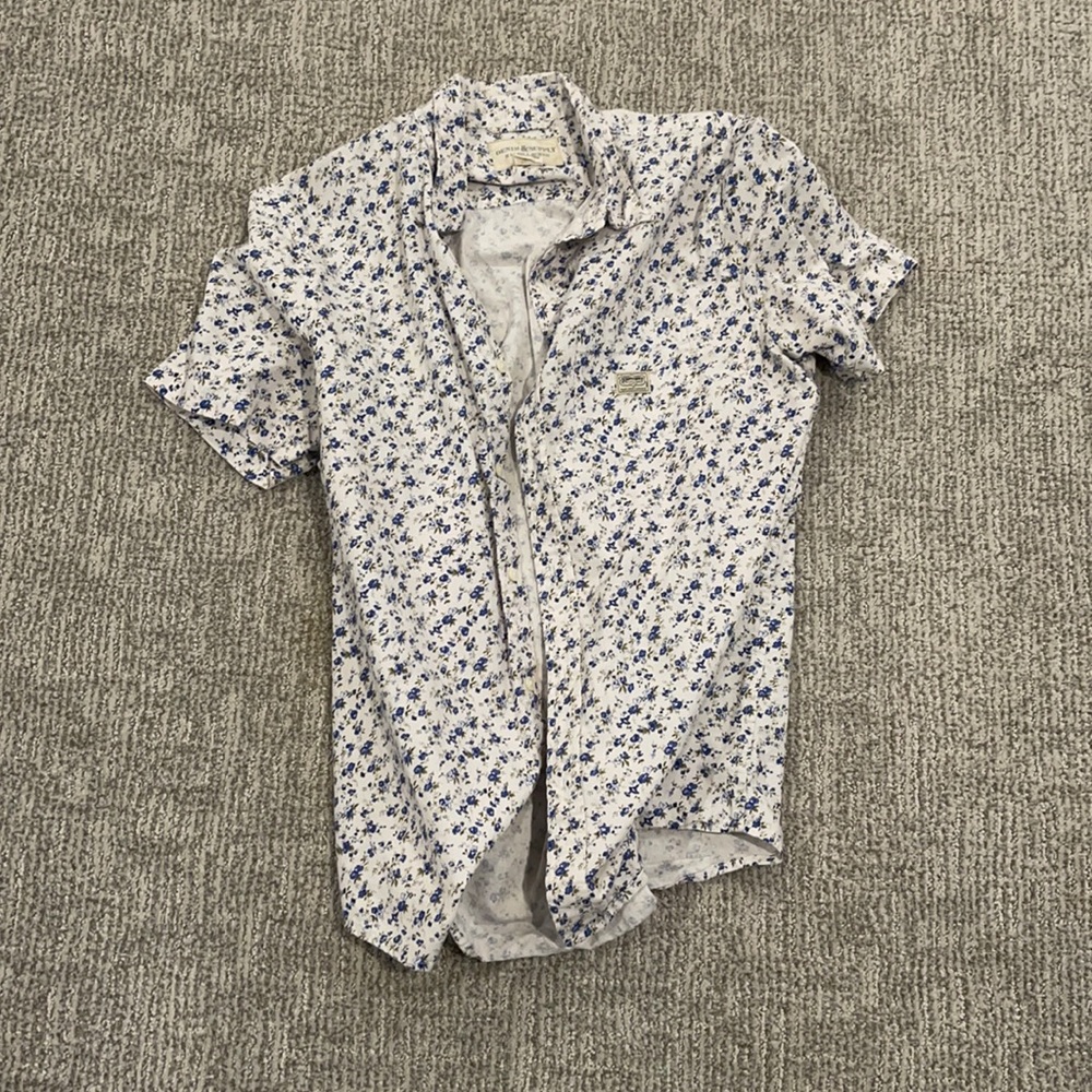 Short sleeve men’s dress shirt